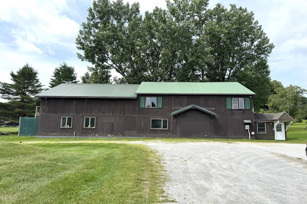 2631 N Grove St, Rutland, VT 05701 - photo 1