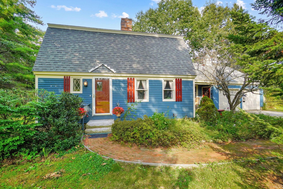 249 Maguire Rd, Kennebunk, ME 04043 - photo 1