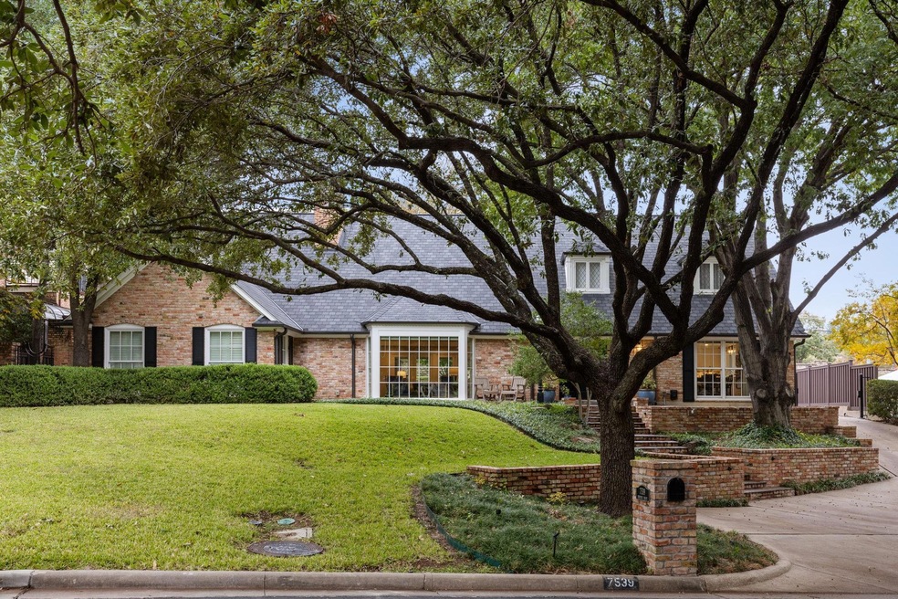 7539 Benedict Dr, Dallas, TX 75214 - photo 1