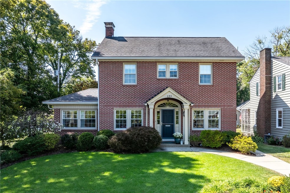 Under Contract $565,000