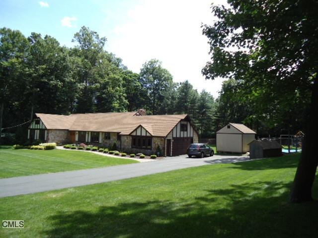 56 Wedgewood Dr, Easton, CT 06612 - photo 1