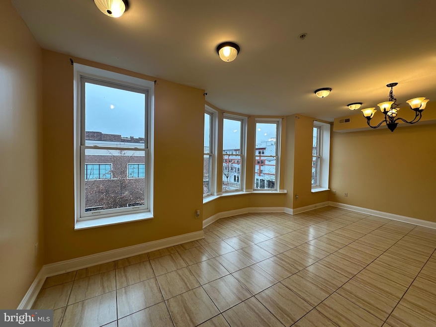 422 W Franklin St unit 1B, Baltimore, MD 21201 - photo 1