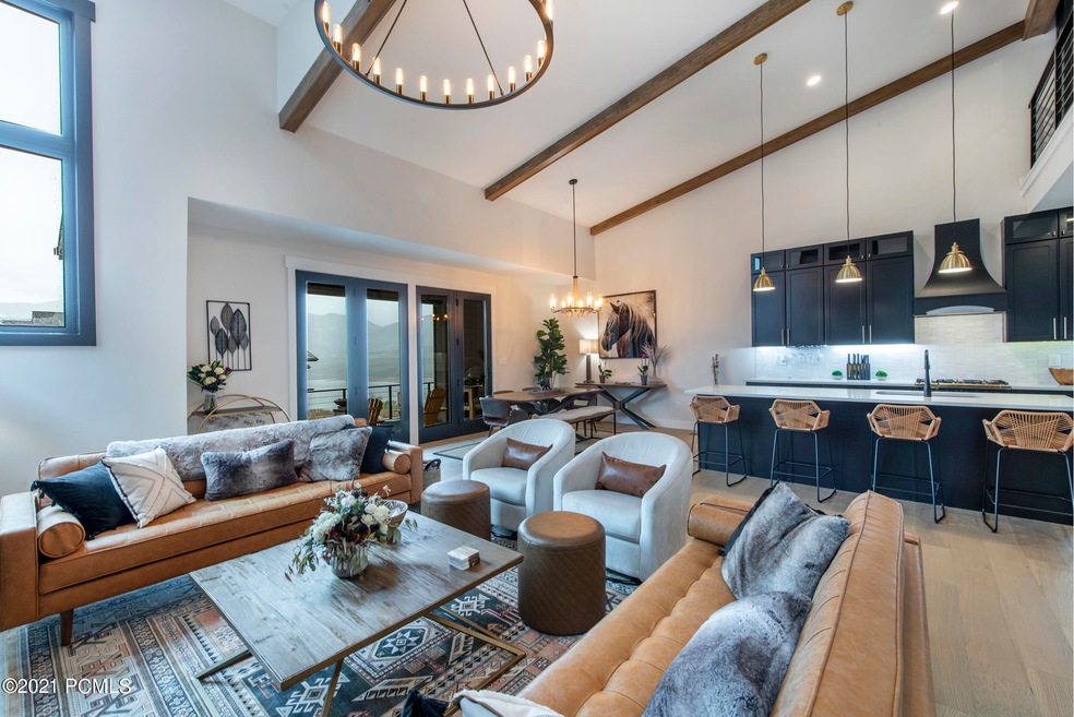 8_Living-Room_high_3679991