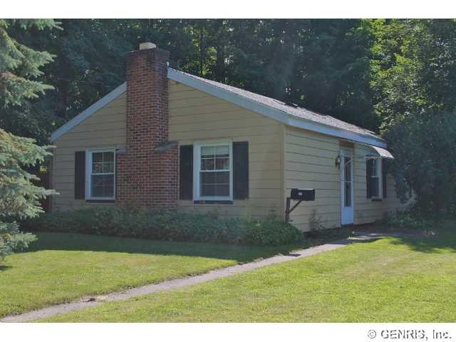 Exterior Front. Welcome to 119 Crescent Drive, Pal