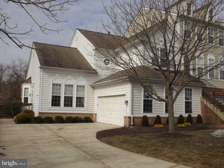 16 Charter Oak Ct unit 904, Doylestown, PA 18901 - photo 1