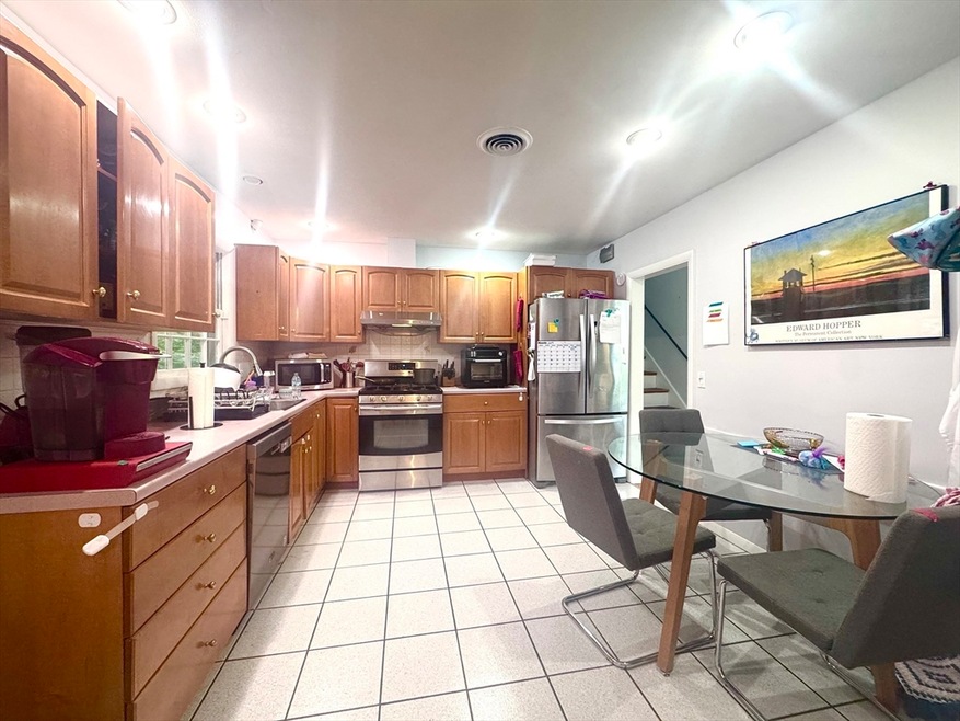 11 Tirrell Crescent unit 11, Chestnut Hill, MA 02467 - photo 1