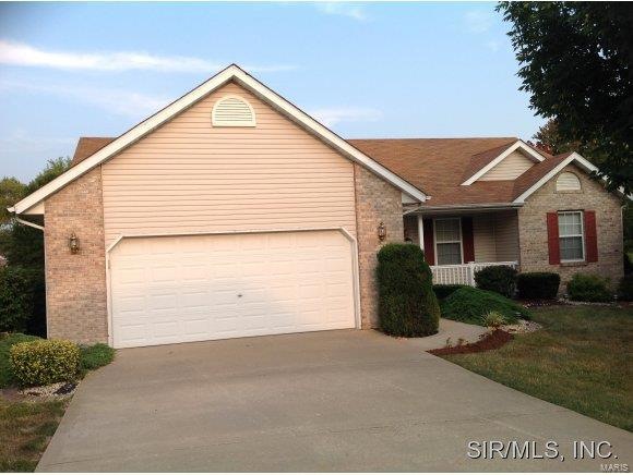 1016 Meadows Ct, Maryville, IL 62062 - photo 1