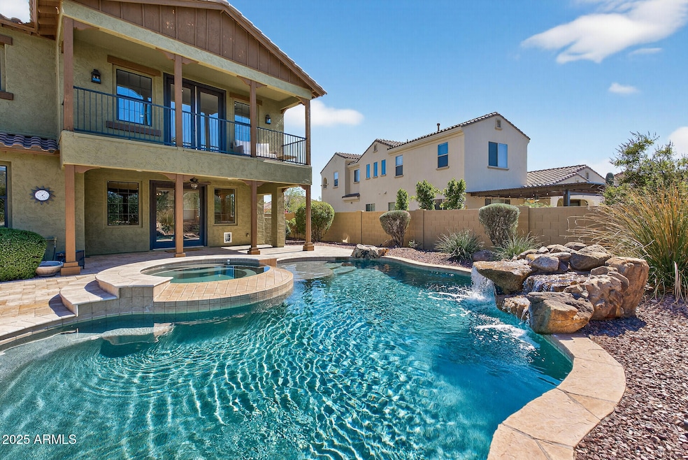 100_3428_N_Park_St100_mls