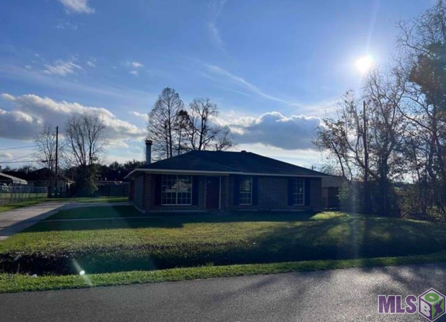 Pashen Barrow Real Estate Agent in Houma, LA