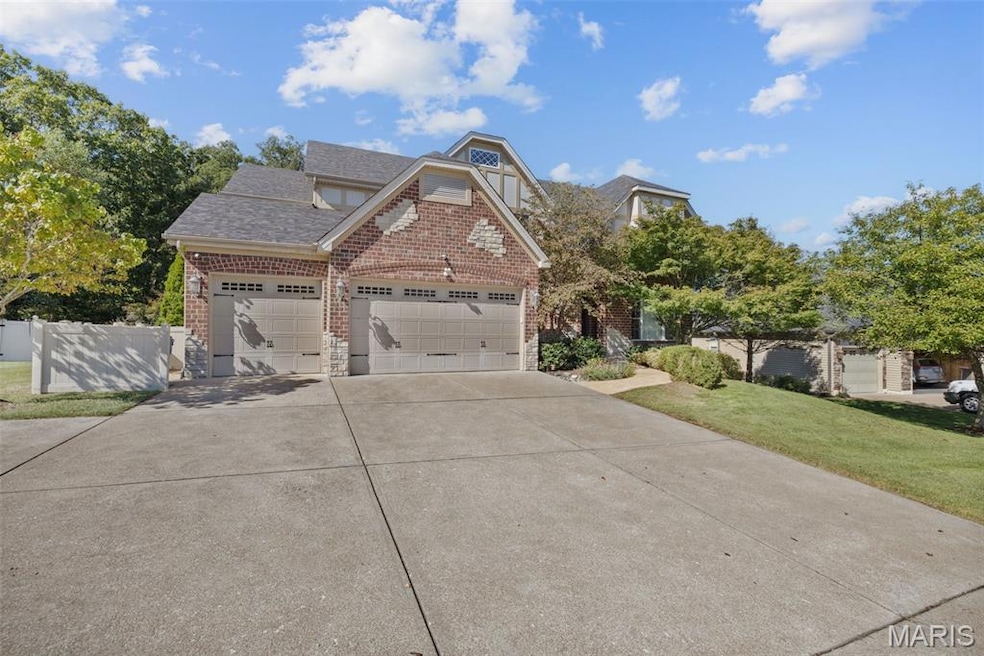 3083 Strawberry Ridge Dr, Arnold, MO 63010 - photo 1