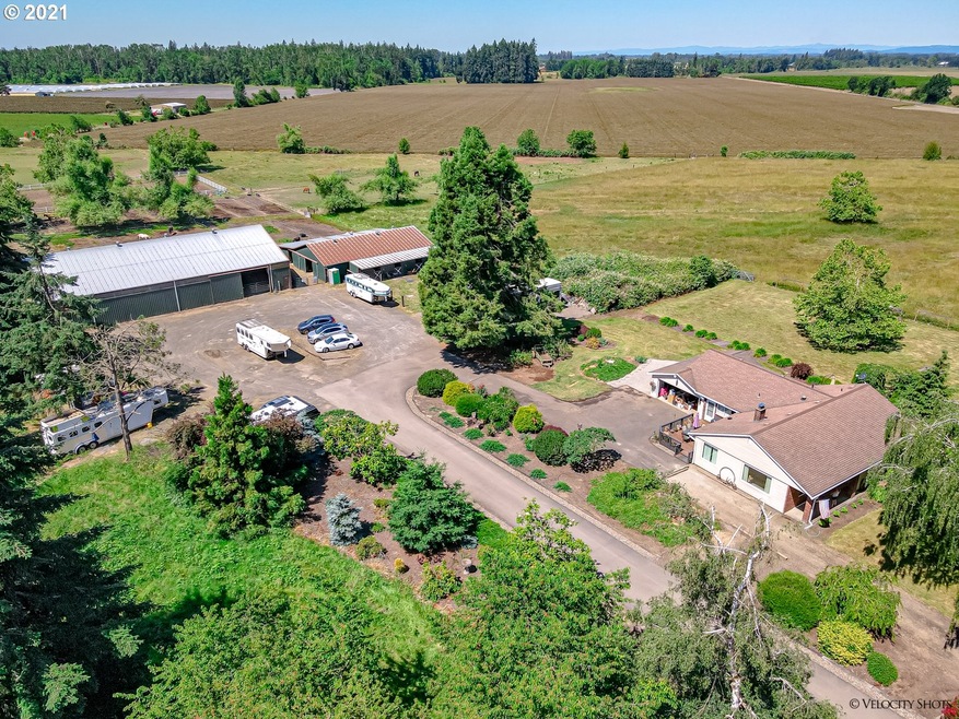 13434 S Liberal Way, Molalla, OR 97038 - photo 1