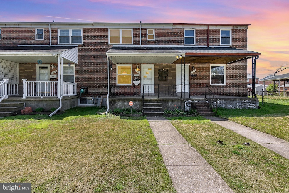 1161 Foxwood Ln, Essex, MD 21221 - photo 1