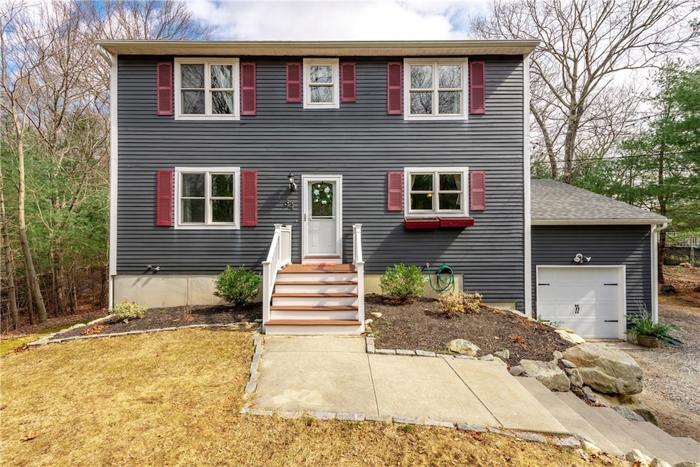 84 Ridge Rd, Smithfield, RI 02917 - photo 1