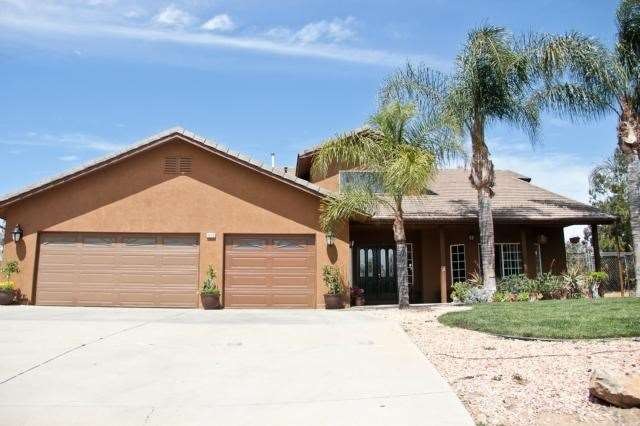 Rural living, close to city amenities!
