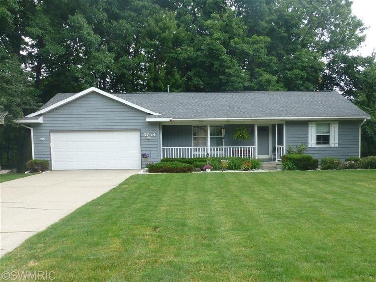 6758 Southpointe Ct SW, Byron Center, MI 49315 - photo 1