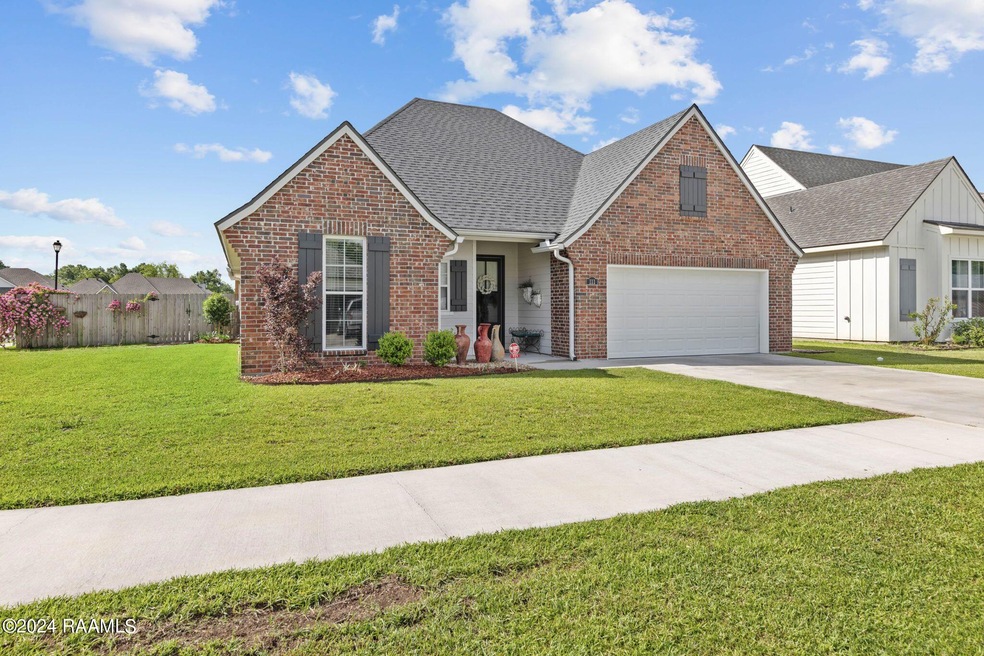 1-web-or-mls-111 Tracewood Bend-1