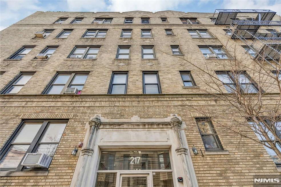217 44th St unit 1, Union City, NJ 07087 - photo 1