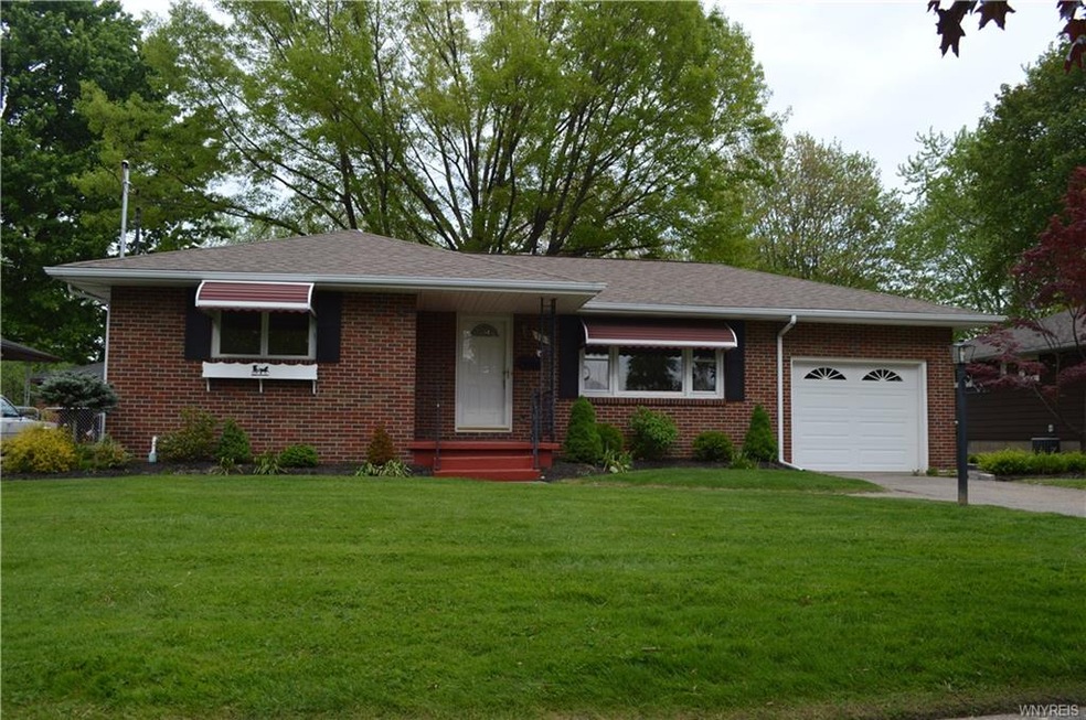 711 Shad St, North Tonawanda, NY 14120 - photo 1