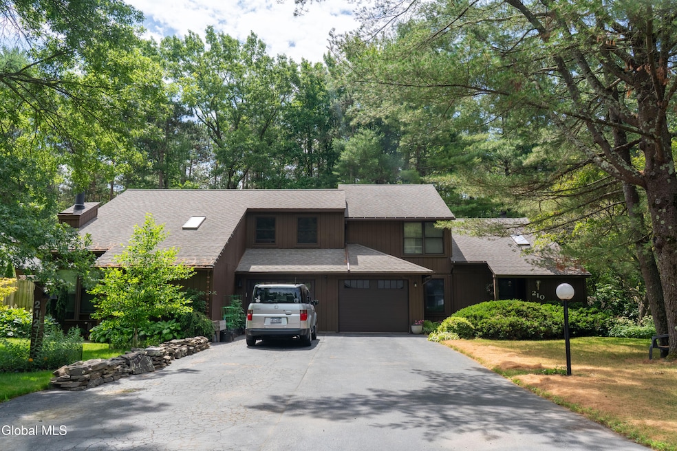 210 Thimbleberry Rd, Ballston Spa, NY 12020 - photo 1