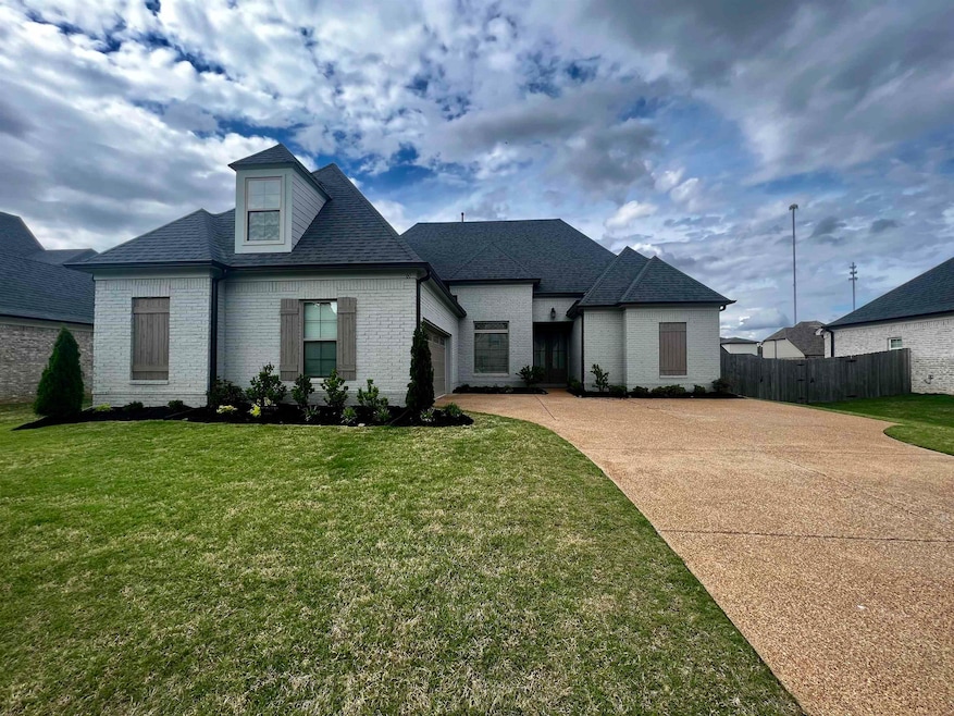 For Sale $420,000 • Co-Listing Agent