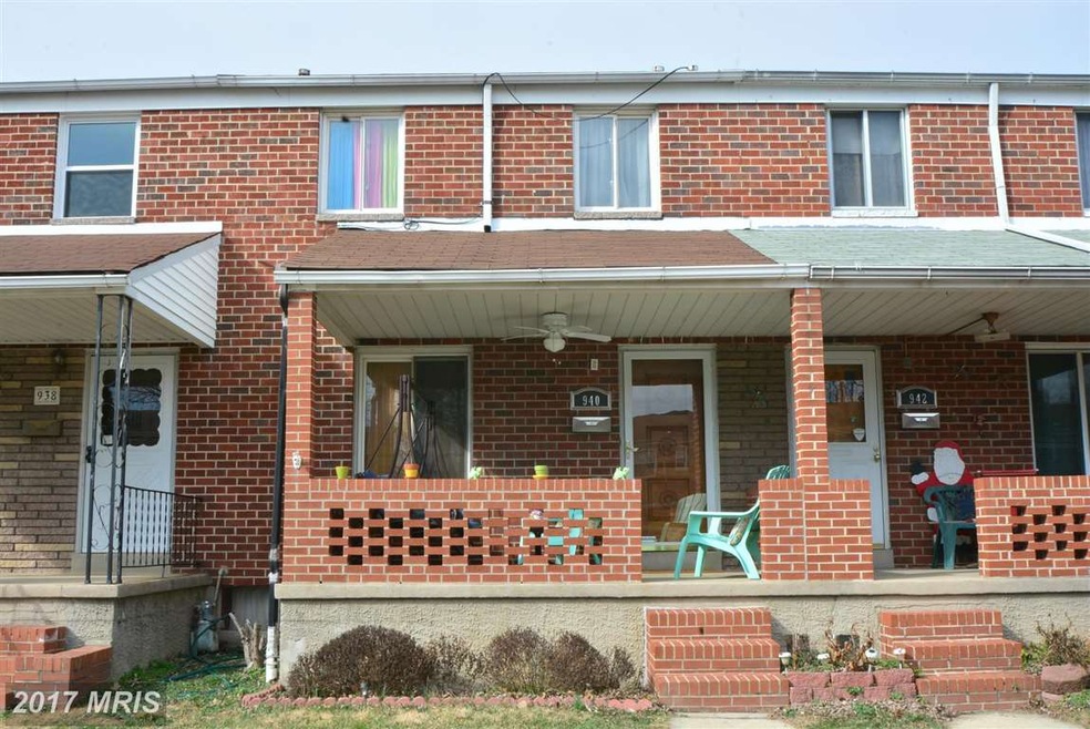 940 Foxridge Ln, Essex, MD 21221 - photo 1