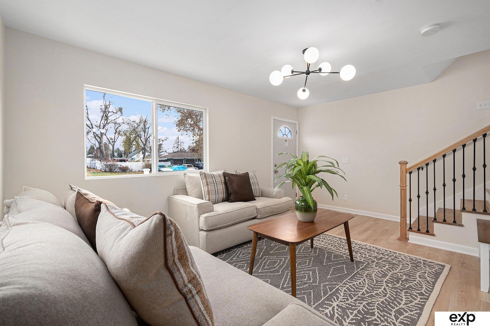 2524 Sharon Dr, Omaha, NE 68112 - photo 1