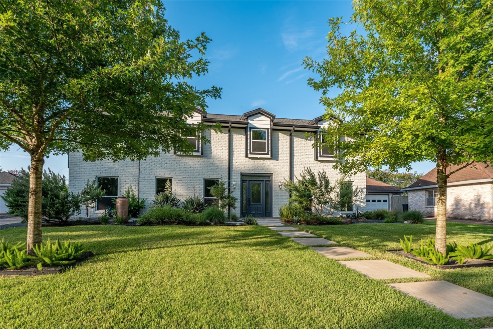 4818 Droddy St, Houston, TX 77091 - photo 1