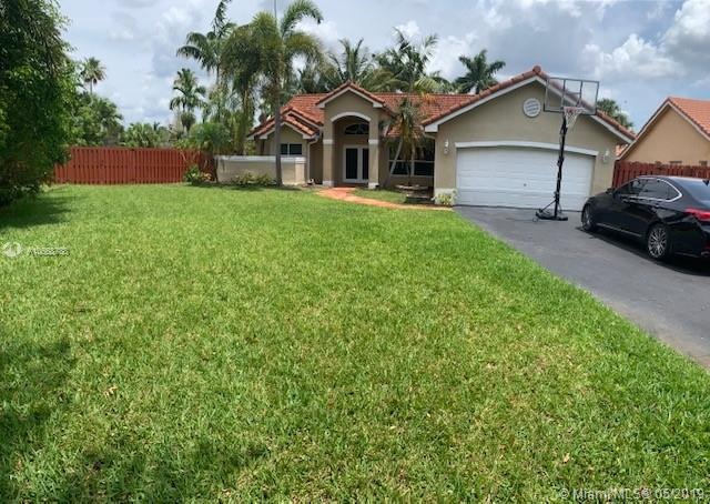 802 SW 124th Terrace, Davie, FL 33325 - photo 1