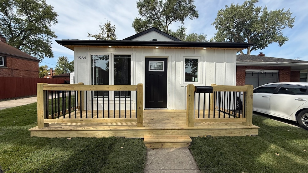 Sold $300,000 • Co-Listing Agent