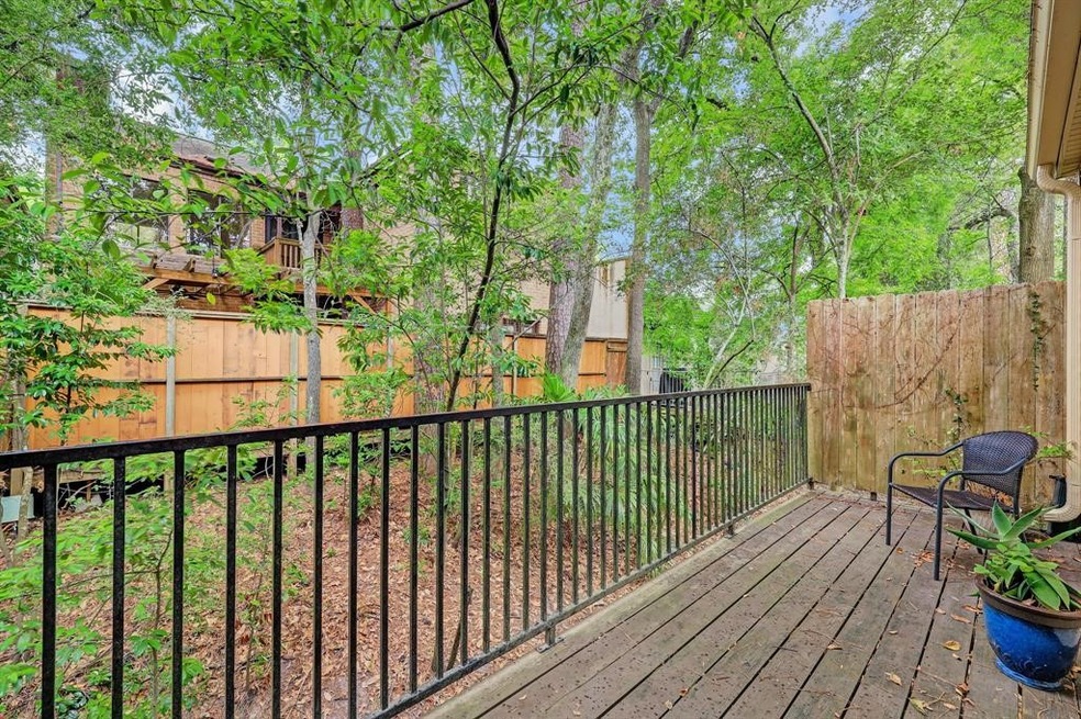 10 Sugarberry Cir, Houston, TX 77024 - photo 1