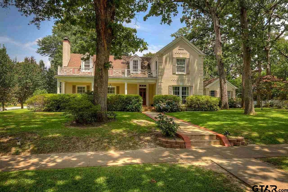 1900 1900 S College Ave, Tyler, TX 75701 - photo 1