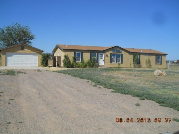 1755 W Curtis Ranch Rd, Paulden, AZ 86334 - photo 1