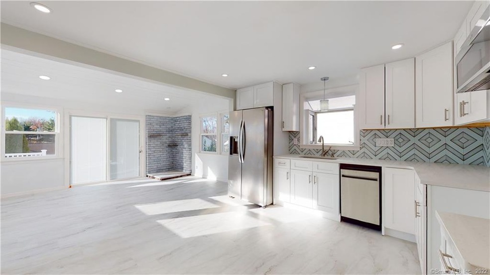 37 Elm Dr, West Hartford, CT 06110 - photo 1