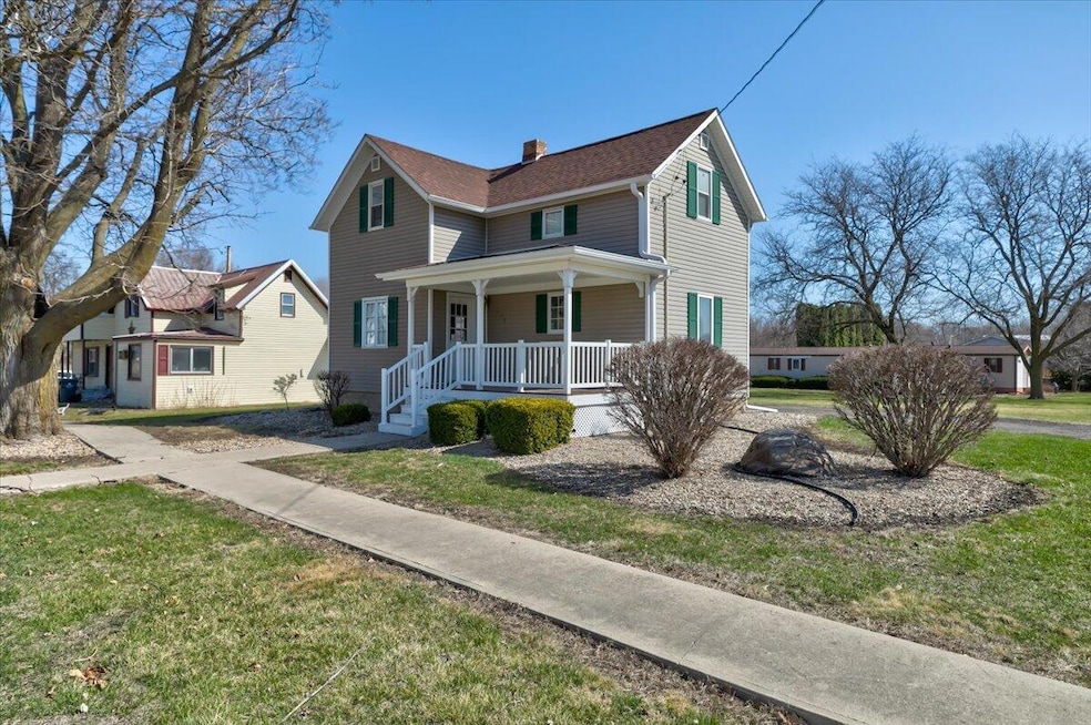 01-2025.03.28.1 - 202 N Illinois St - 01