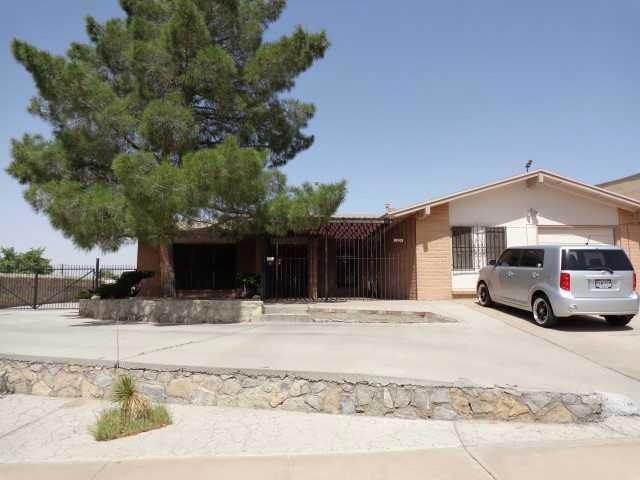 1201 Lonewood Dr, El Paso, TX 79925 - photo 1