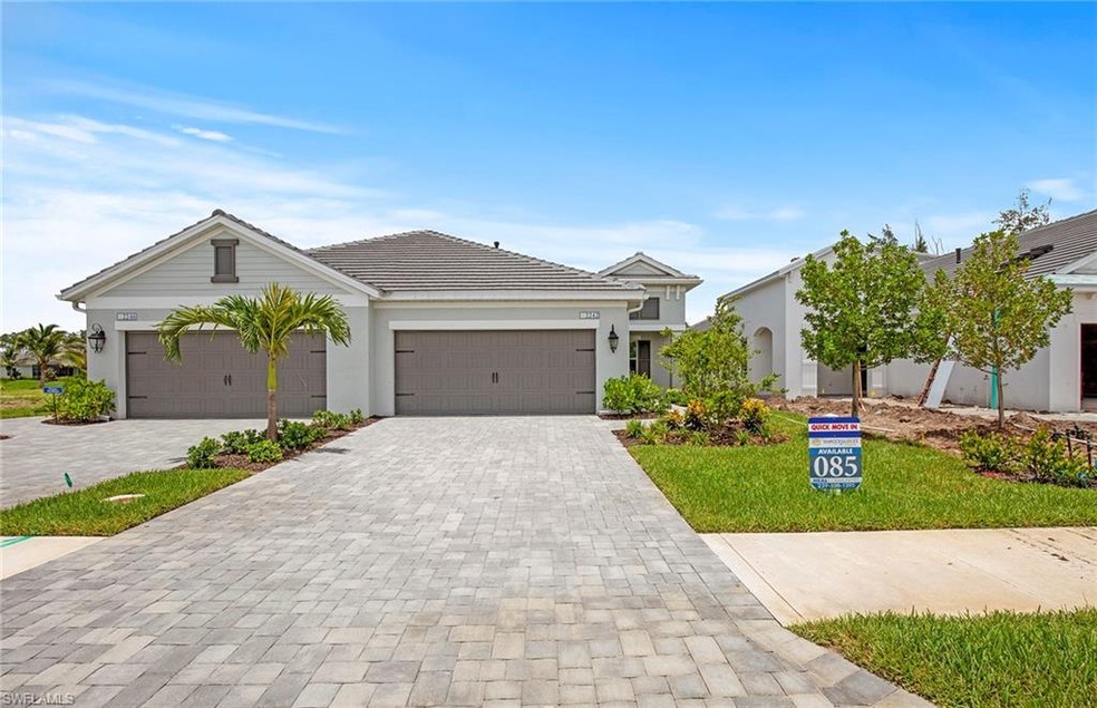 2242 Marquesa Cir, Naples, FL 34112 - photo 1