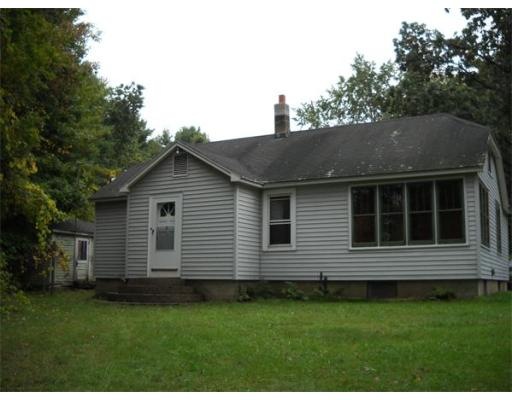 908 East St, Ludlow, MA 01056 - photo 1