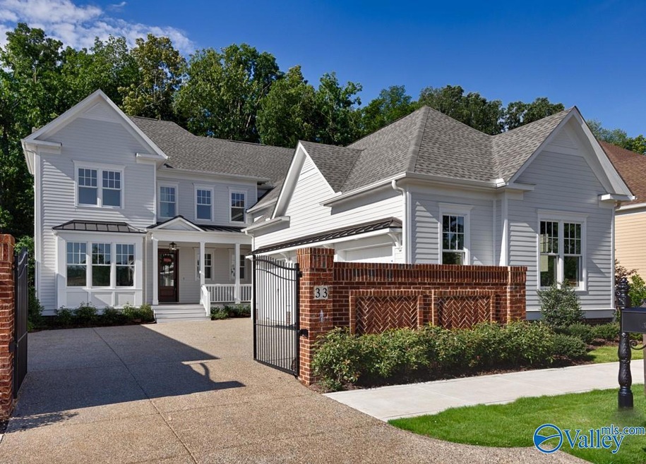 Sold $1,149,500 • Co-Listing Agent
