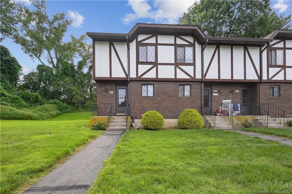 301 Cedar Hollow Dr, Rocky Hill, CT 06067 - photo 1