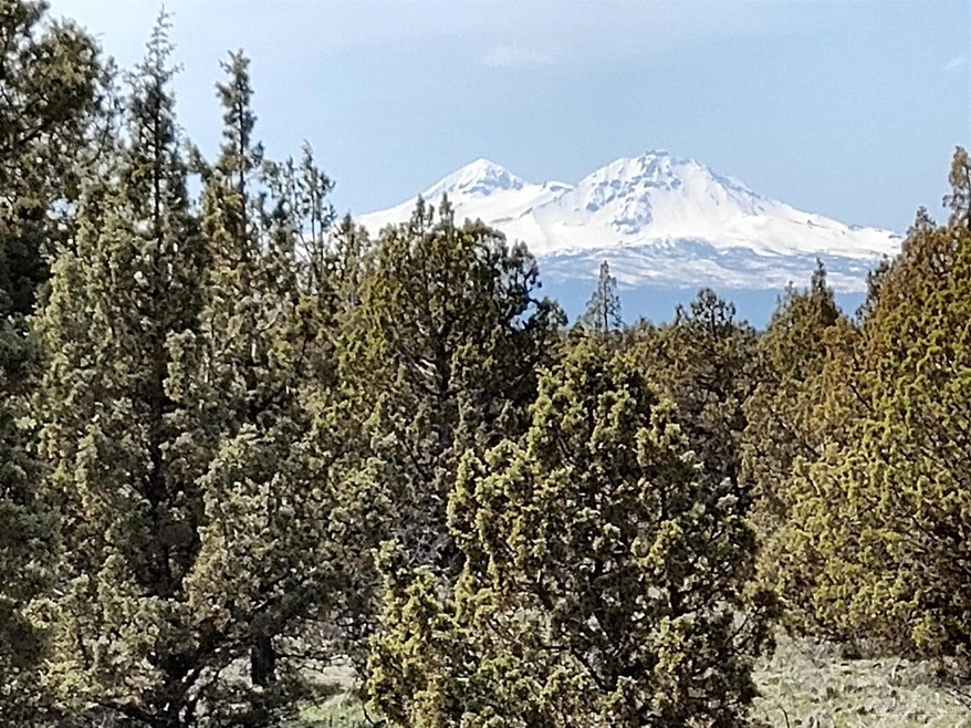 2409 NW Lexie Ln, Redmond, OR 97756 - photo 1