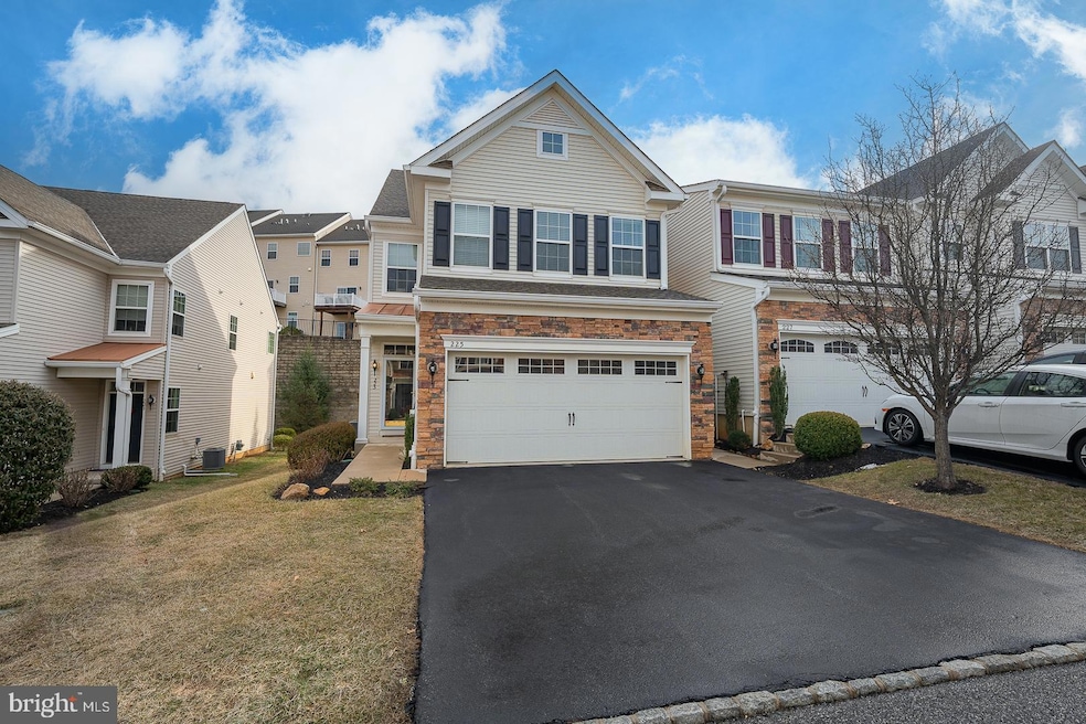 225 Clermont Dr, Newtown Square, PA 19073 - photo 1