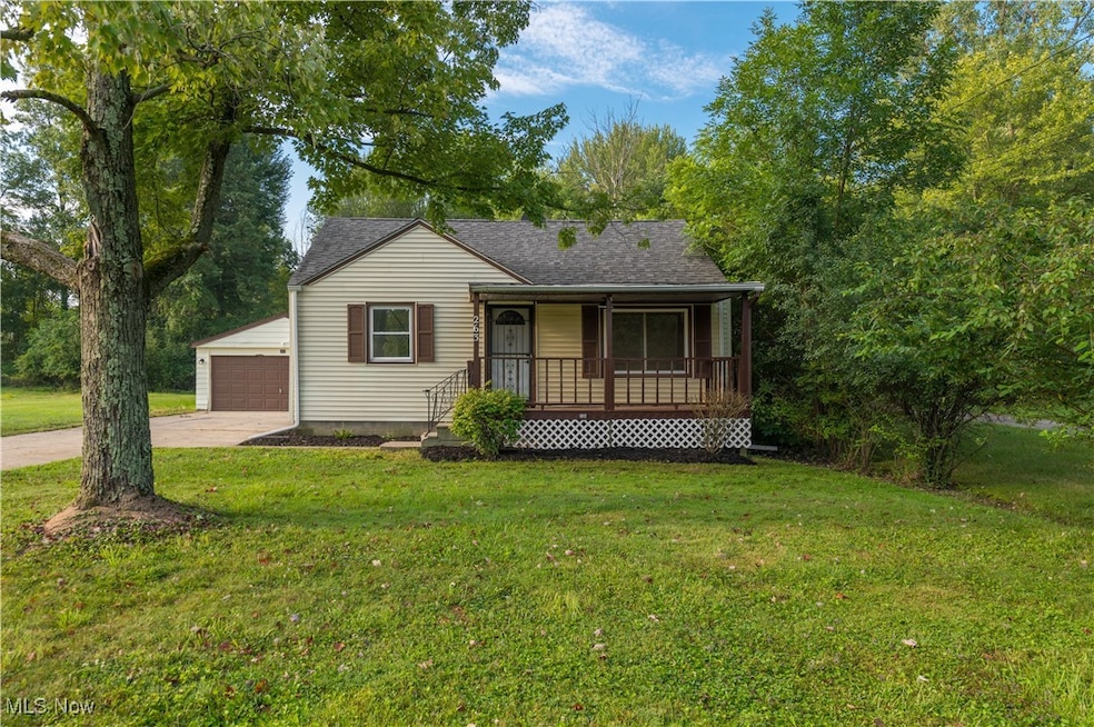 263 W Lincoln St, Oberlin, OH 44074 - photo 1