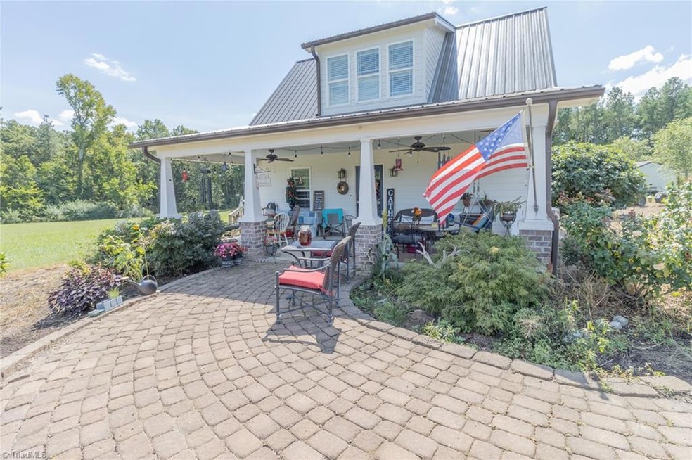 Sold $449,900 • Co-Listing Agent