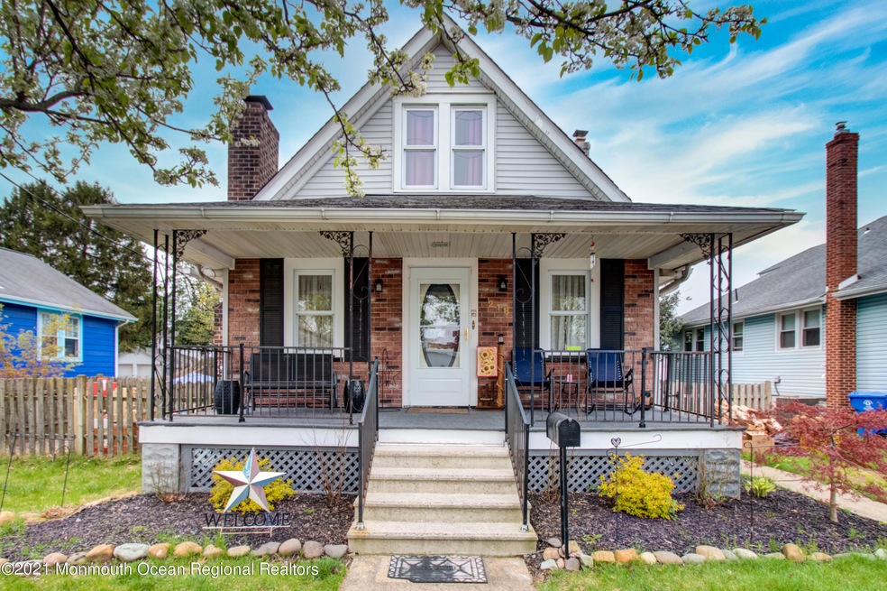 218 e 3rd front 2