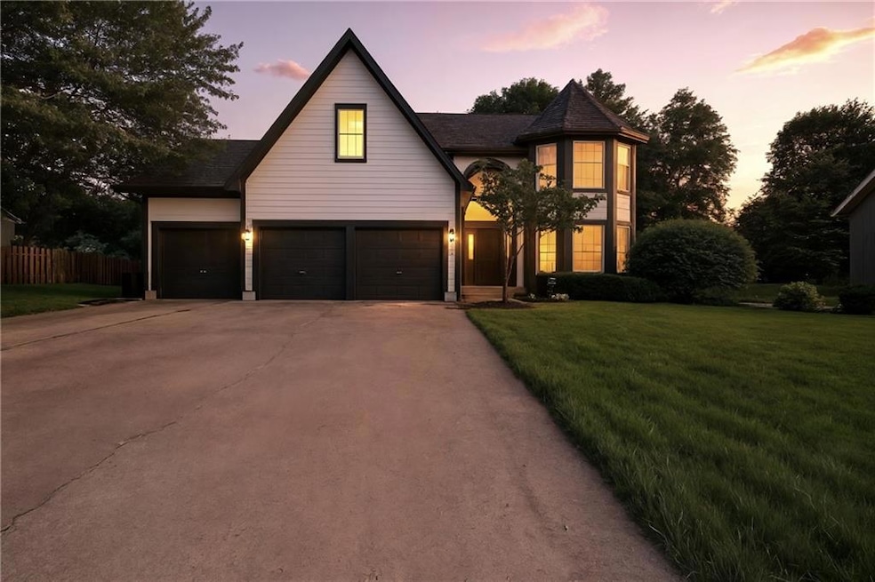 14712 Woodward St, Overland Park, KS 66223 - photo 1