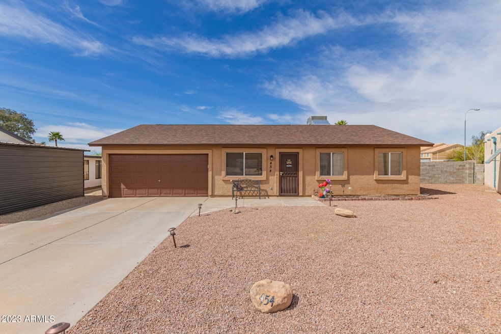 454 S Pino Cir