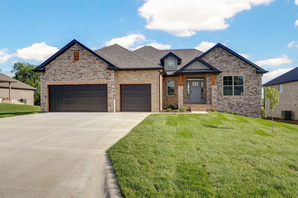 1234 W Doubletree Dr-1