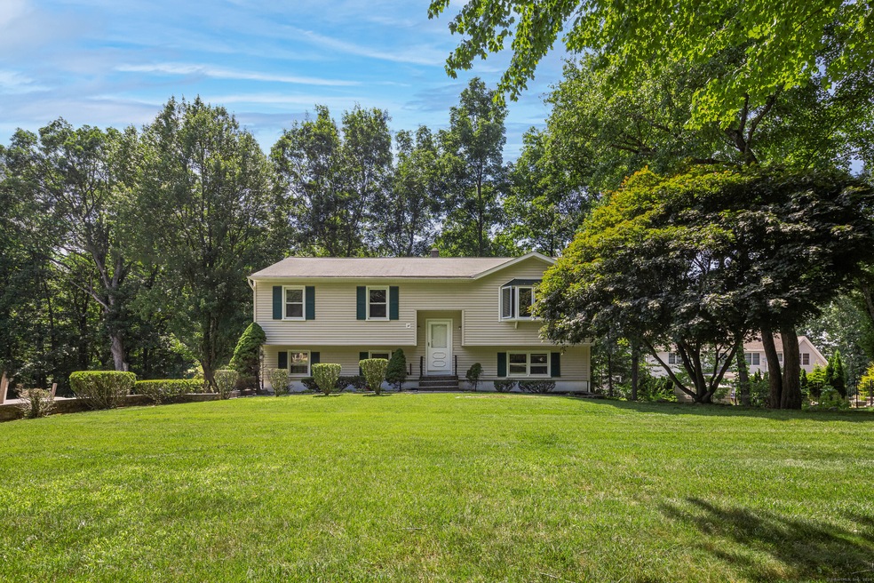 38 Wilkes Rd, Danbury, CT 06811 - photo 1