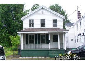 Front 106 Luquer St