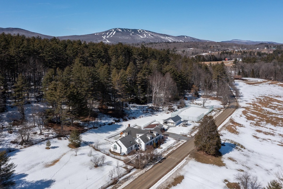 1585 E Hill Rd, Ludlow, VT 05149 - photo 1